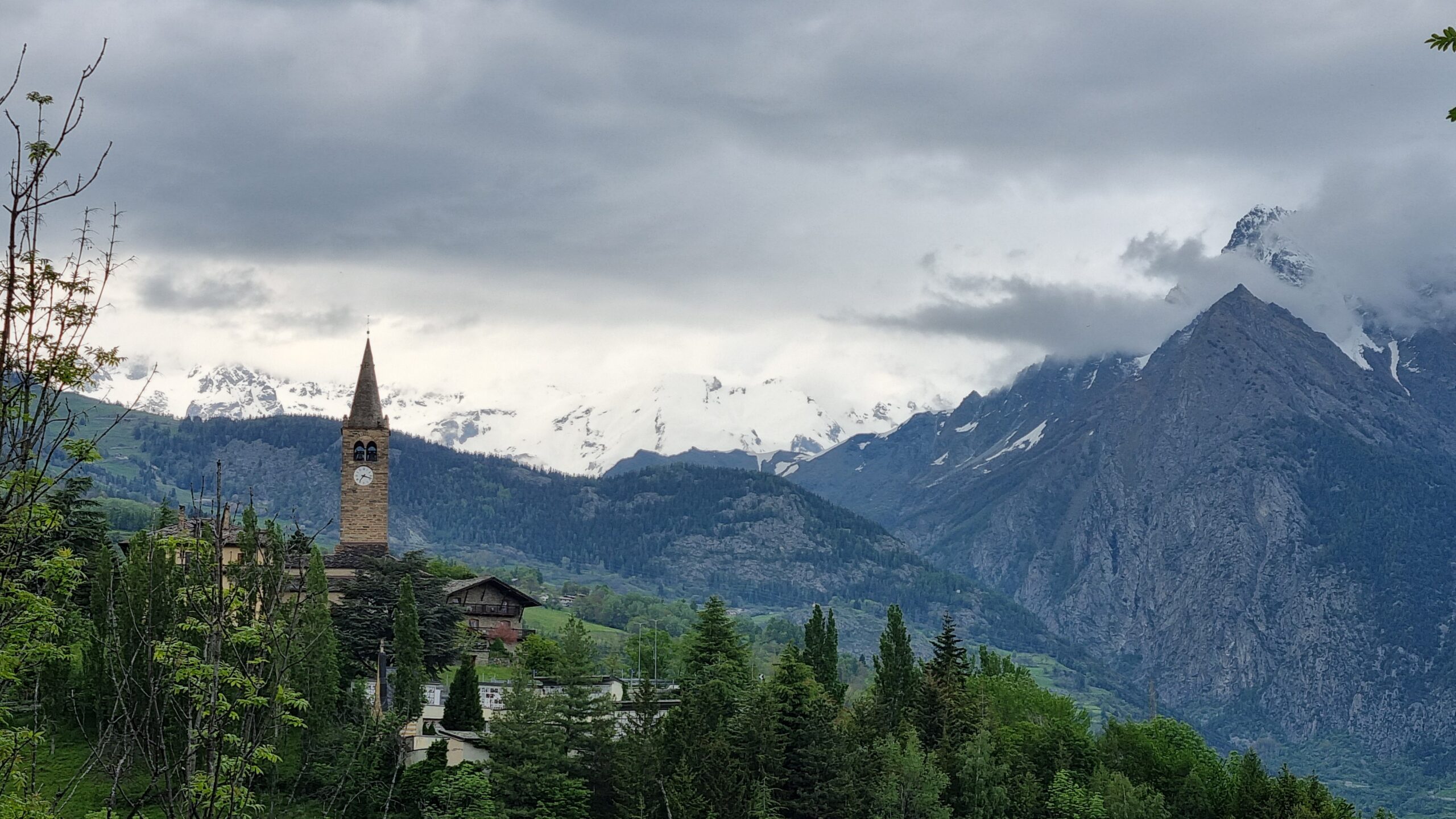 9. Col-du-Grand-Saint-Bernard to Saint-Vincent